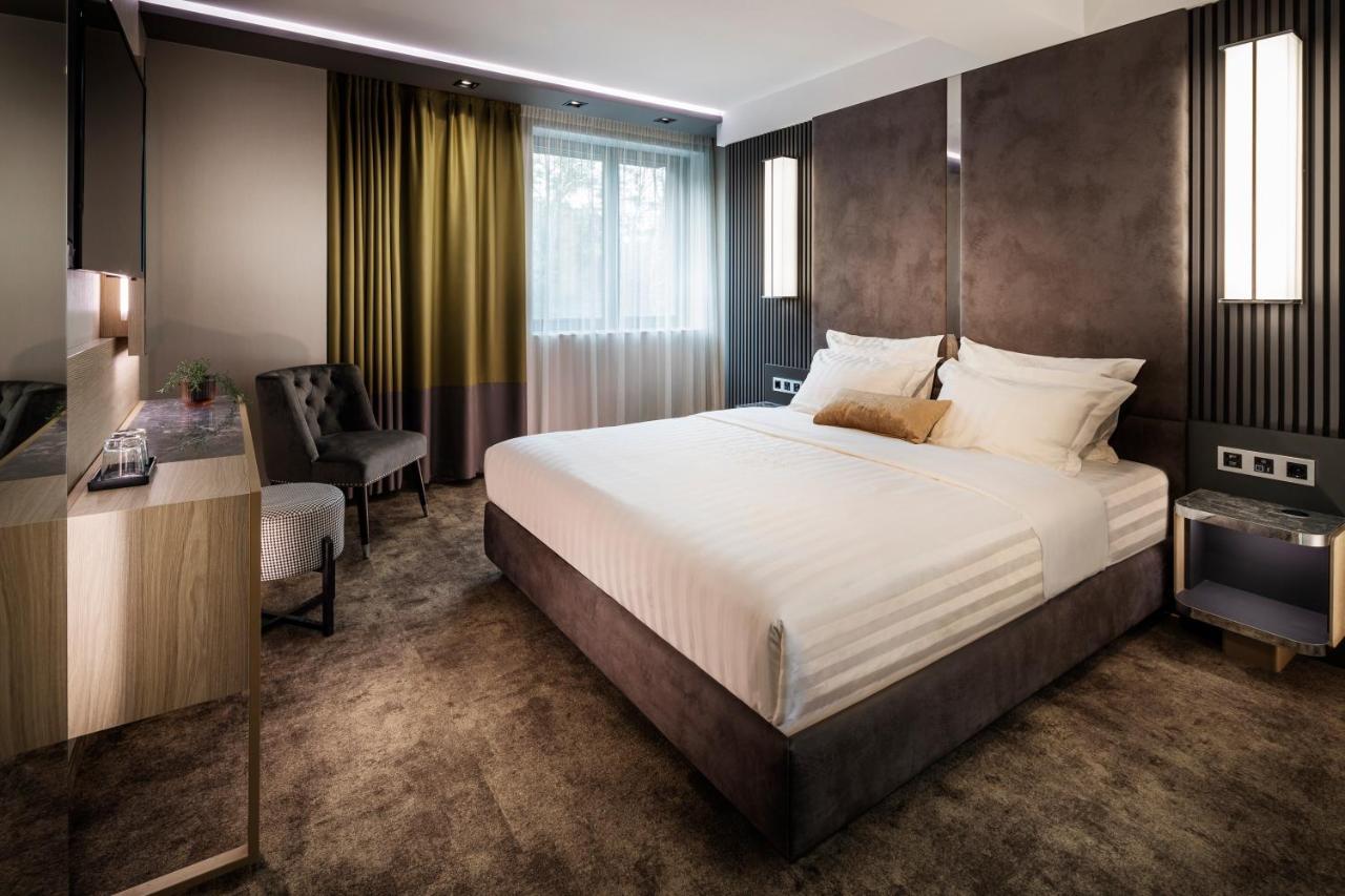 -- Este Park Hotel -- Part Of Urban Chic Luxury Design Hotels - Parking & Compliments - Next To Shopping & Dining Mall Filibe Dış mekan fotoğraf
