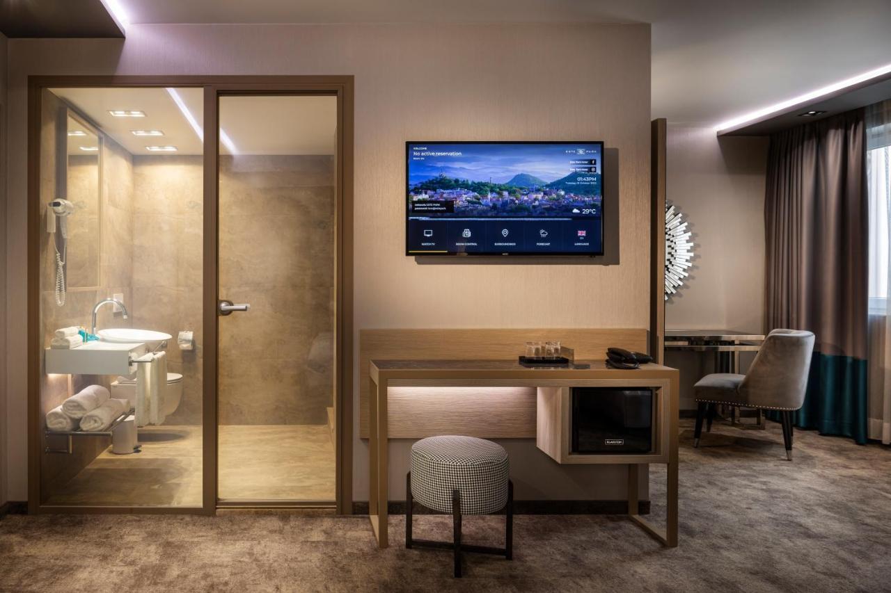 -- Este Park Hotel -- Part Of Urban Chic Luxury Design Hotels - Parking & Compliments - Next To Shopping & Dining Mall Filibe Dış mekan fotoğraf