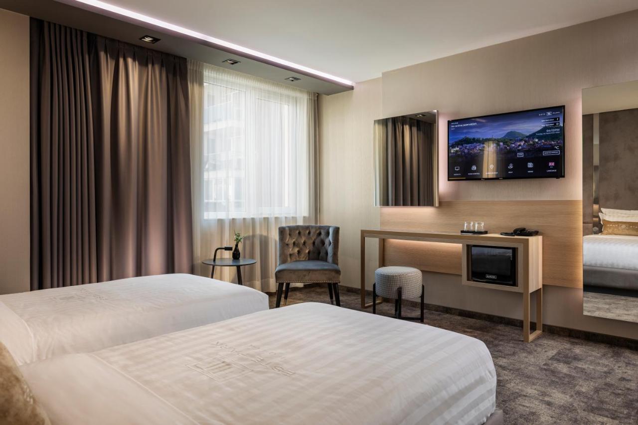 -- Este Park Hotel -- Part Of Urban Chic Luxury Design Hotels - Parking & Compliments - Next To Shopping & Dining Mall Filibe Dış mekan fotoğraf