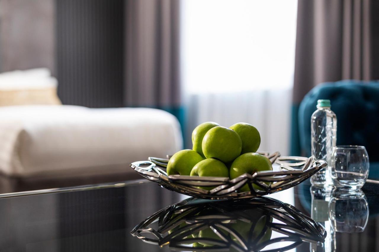 -- Este Park Hotel -- Part Of Urban Chic Luxury Design Hotels - Parking & Compliments - Next To Shopping & Dining Mall Filibe Dış mekan fotoğraf