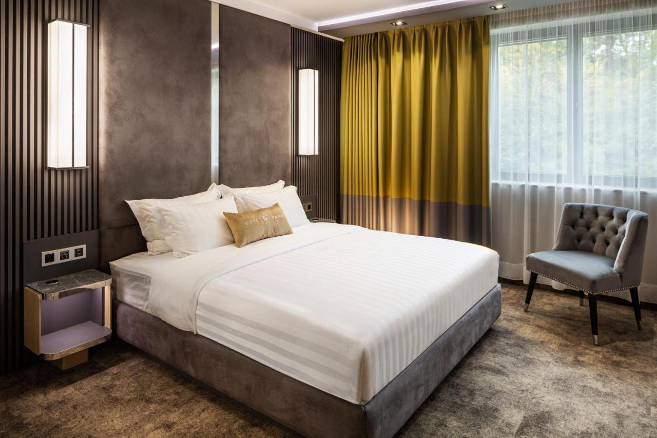 -- Este Park Hotel -- Part Of Urban Chic Luxury Design Hotels - Parking & Compliments - Next To Shopping & Dining Mall Filibe Dış mekan fotoğraf
