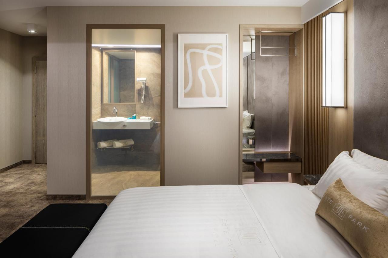 -- Este Park Hotel -- Part Of Urban Chic Luxury Design Hotels - Parking & Compliments - Next To Shopping & Dining Mall Filibe Dış mekan fotoğraf