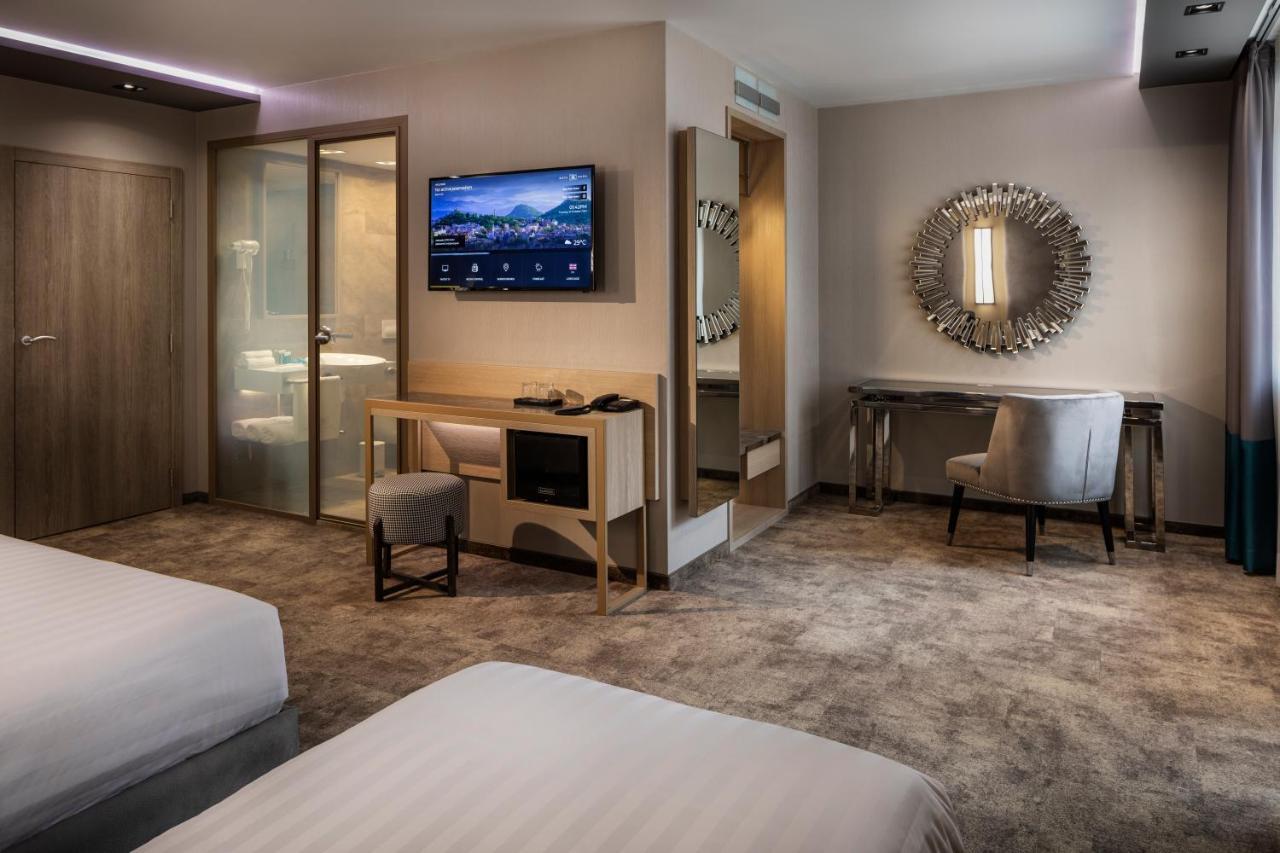 -- Este Park Hotel -- Part Of Urban Chic Luxury Design Hotels - Parking & Compliments - Next To Shopping & Dining Mall Filibe Dış mekan fotoğraf