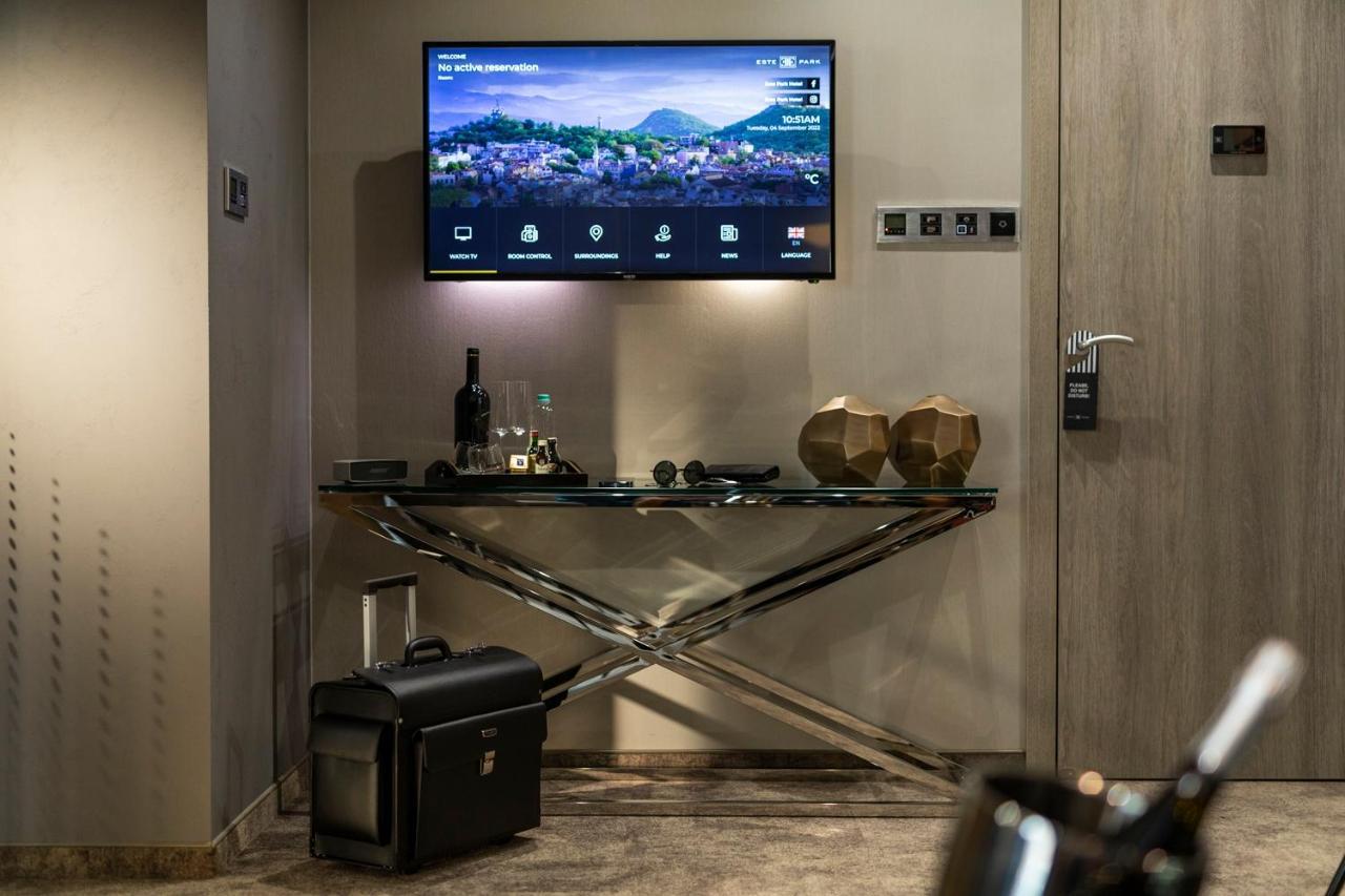 -- Este Park Hotel -- Part Of Urban Chic Luxury Design Hotels - Parking & Compliments - Next To Shopping & Dining Mall Filibe Dış mekan fotoğraf